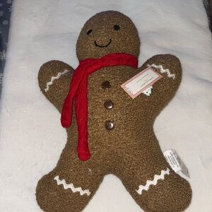 CUPCAKES & CASHMERE
26x19 Oversized Gingerbread Man Pillow